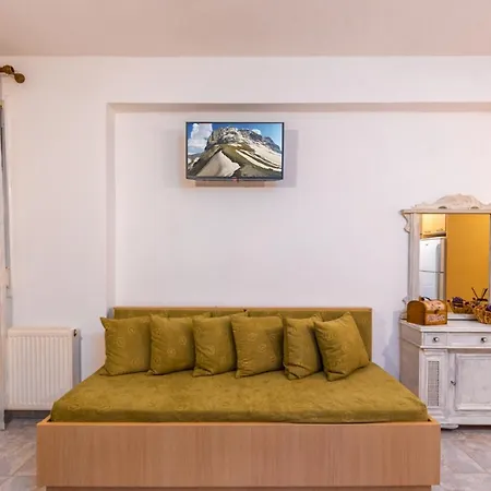 Cozy Studio In Ioannina Exterior photo